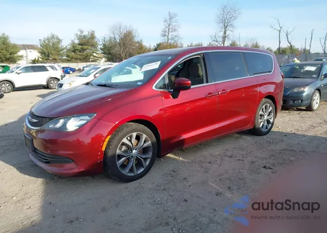 2017 Chrysler Pacifica Lx из США, поврежденный, VIN 2C4RC1CG6HR608586